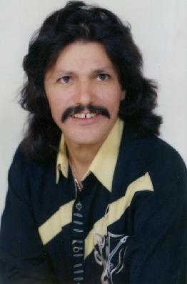 Ras Hassan Arsmouk (Biographie)